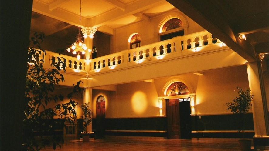 ILUMINACION HALL CENTRAL
